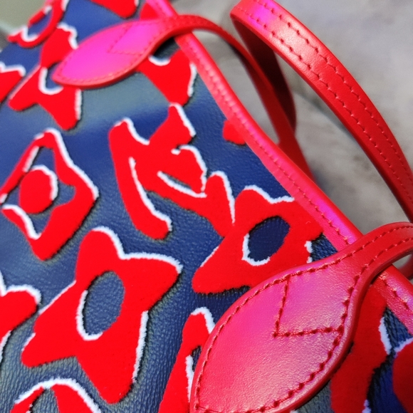 LVxUF neverfull and pouch - Picture 3 of 12